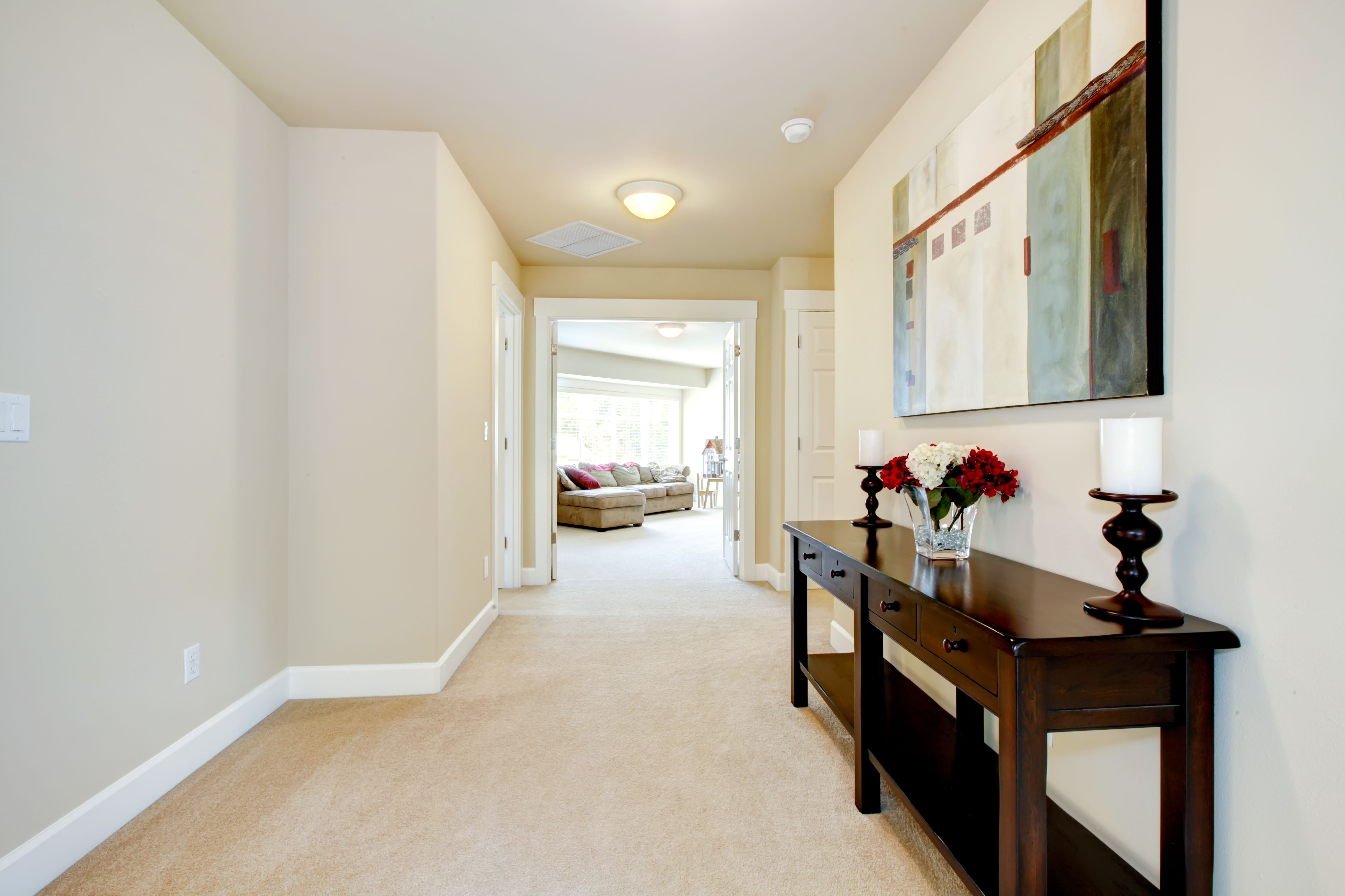 Wide Hallway for uninterrupted access